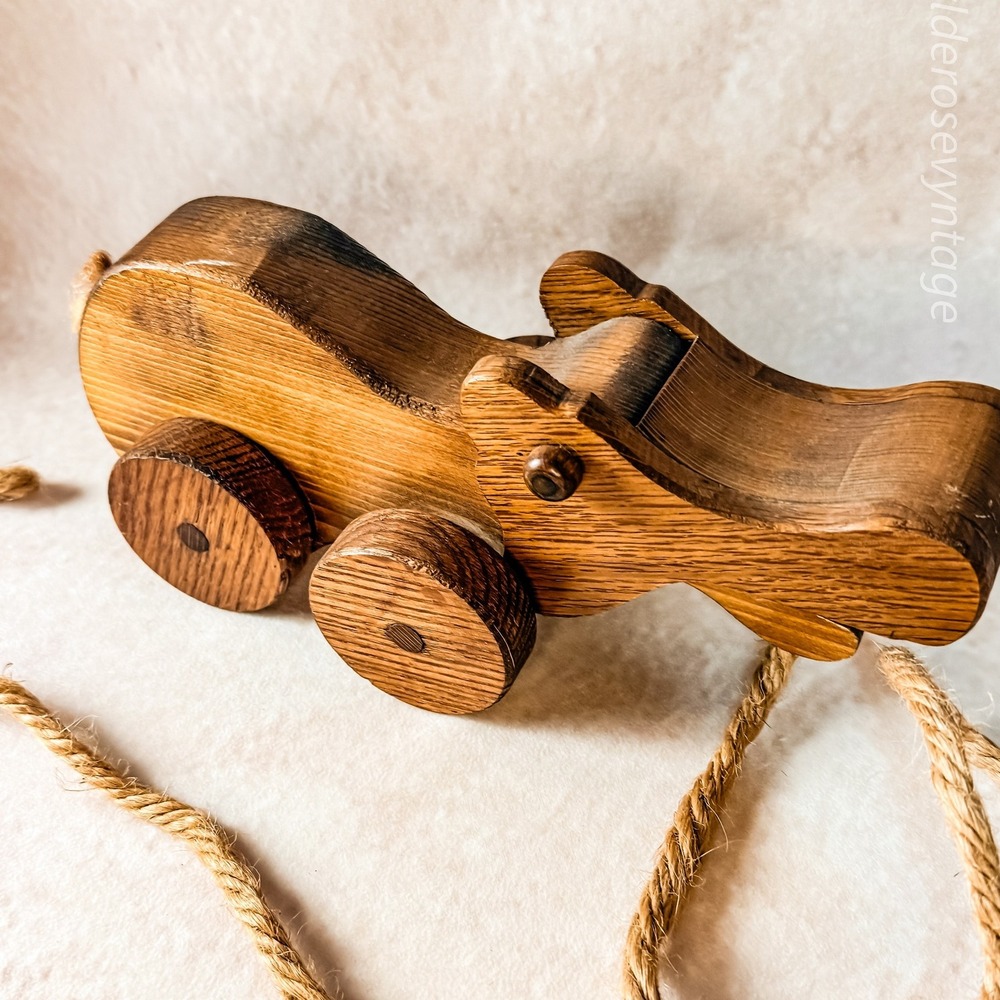Wooden Hippo Pull Toy - Picture 3 of 7